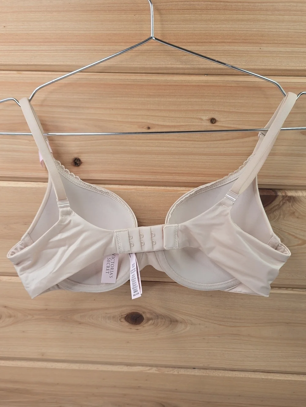VS Body By Victoria Perfect Shape Push-Up Smooth Bra Sz 32C NWT - Picture 4 of 7